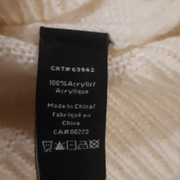 White Jessica sweater beaded embellished sholders lightweight size 18p Xl petite - Picture 6 of 8